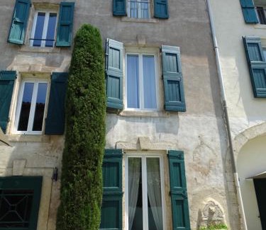 Montagnac Bed & Breakfast | Chambres d'hôtes Belle Vigneronne