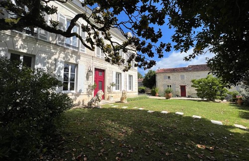 Chaniers Bed & Breakfast | Chambres d'hôtes dans Maison de maître