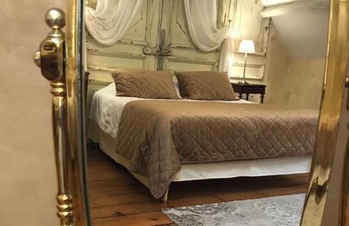 Ville Haute Bed & Breakfast | Chambres d'hôtes du château
