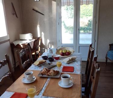 Maintenon Bed & Breakfast | Chambres d'hôtes GOBILLON