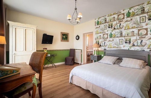 Caumont l'Evente House | Chambres d'Hôtes Les Champs Français