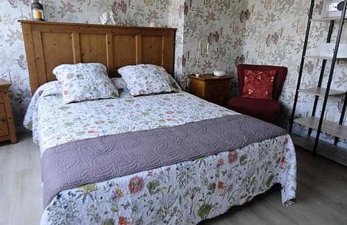 Lassay-les-Chateaux Bed & Breakfast | CHAMBRES D'HÔTES LASSAY'rénité