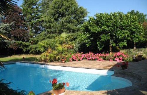 Bressuire Bed & Breakfast | Chambres d'Hôtes Le Mûrier
