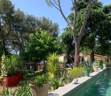 Quartier des Espesses Bed & Breakfast | Chambres d'Hôtes Lovely Planette