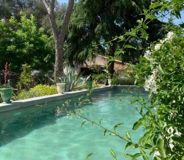 Quartier des Espesses Bed & Breakfast | Chambres d'Hôtes Lovely Planette
