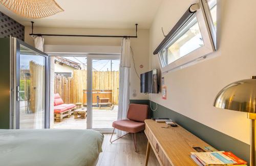 Merignac Bed & Breakfast | Chambres d'hôtes Mérignac avec jacuzzi privatif pour le studio