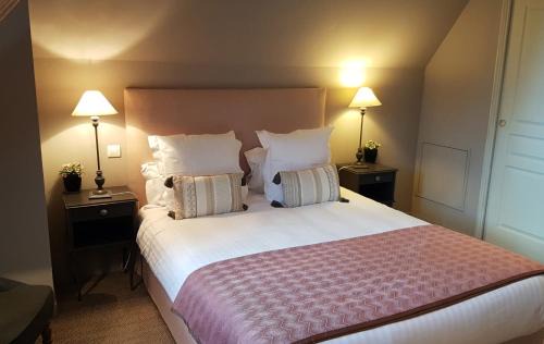 Centre Ville Bed & Breakfast | Chambres d'Hôtes Maison La Porte Rouge