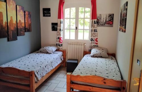 Figanieres Bed & Breakfast | Chambres d'hôtes naturistes adultes pour couples