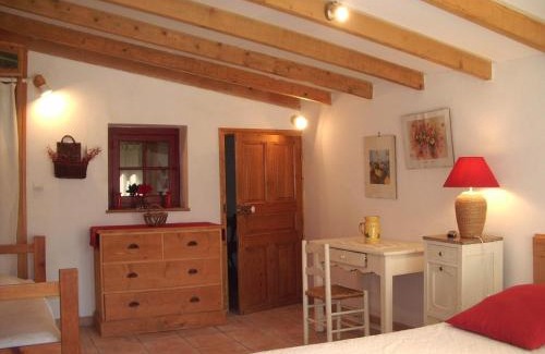 Pujaut Bed & Breakfast | Chambres d'Hôtes Saint Vérédème