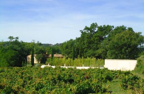 Pougnadoresse Bed & Breakfast | CHAMBRES D'HOTES "MAISON PONS" proche UZES - PONT DU GARD
