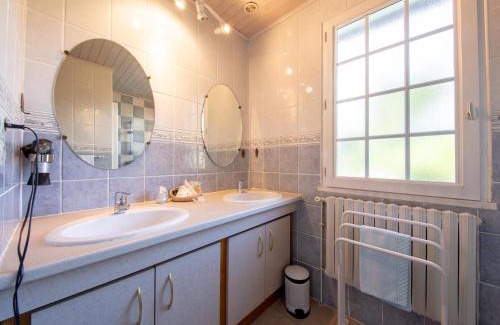 Saint-Benoit-sur-Loire Bed & Breakfast | Chambres et Suites au Calme avec Wifi et Animaux Acceptés - FR-1-590-475