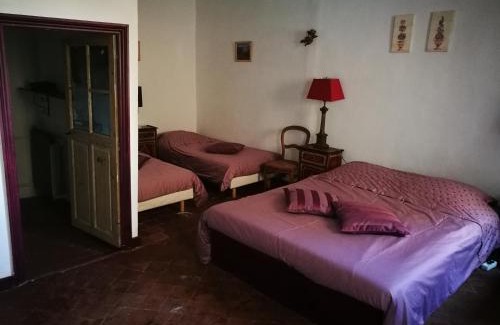 Mormoiron House | Chambres et table d'hôtes Au Brabo