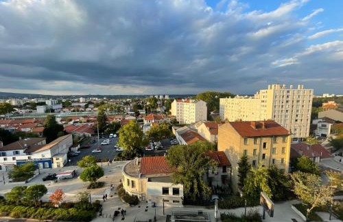 Leon Blum - Bon Coin House | Chambres privées en colocations villeurbanne cusset