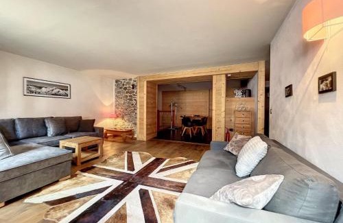 Chamonix City Centre Apartment | Chamonix centre: Appartement 2 chambres, terrasse, 4-6 pers, proche commerces - FR-1-507-16