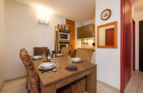 Chamonix City Centre Apartment | Chamonix Sud - Marguerite B215, Chamonix, France