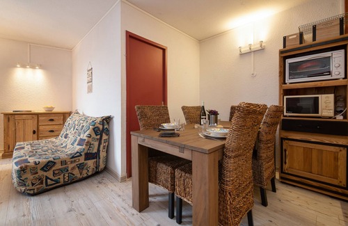Chamonix City Centre Apartment | Chamonix Sud - Marguerite B215, Chamonix, France