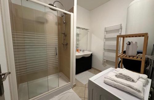 Epernay Apartment | Champagne BNB - Le Duplex - Le Loft - L'Atelier - Le Cosy