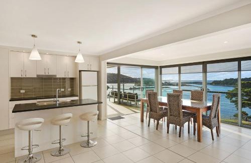 Narooma House | Champagne Views
