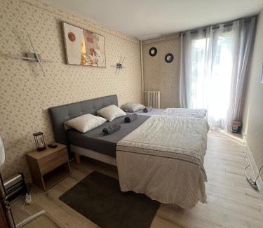 Sarcelles Apartment | Champions Deluxe