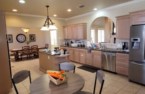 San Angelo House | Chandelier House in Texas