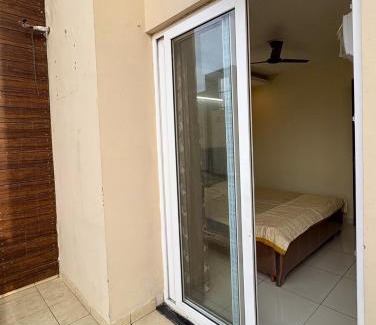 Zirakpur Apartment | Chandigarh Waale, Furnished Stay in Zirakpur