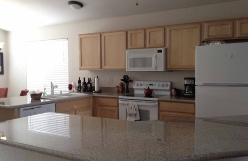 Springfield Lakes Reflection House | Chandler Arizona Desert Escape Vacation Rental