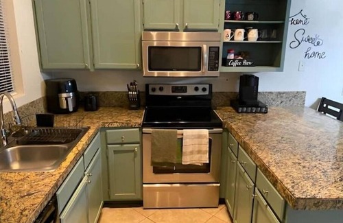 Stonegate Crossing II House | Chandler Home Away From Home