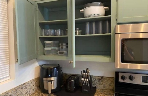 Stonegate Crossing II House | Chandler Home Away From Home