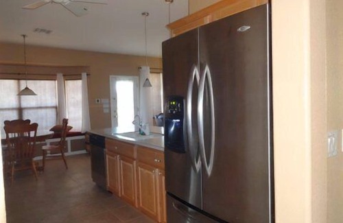 Springfield Lakes House | Chandler Home - Golf, Private Pool & Spa, Mountain View, Gated Community