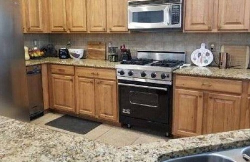 Cooper Commons House | Chandler Home · Wonderful and Spacious 3bd/2ba Oasis in Chandler!