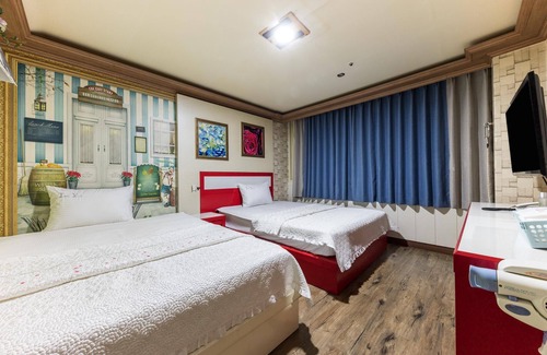 Changwon Hotel | Changwon Bonggokdong Seven