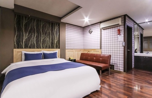 Changwon Hotel | Changwon Myeongseodong Hotel Sky