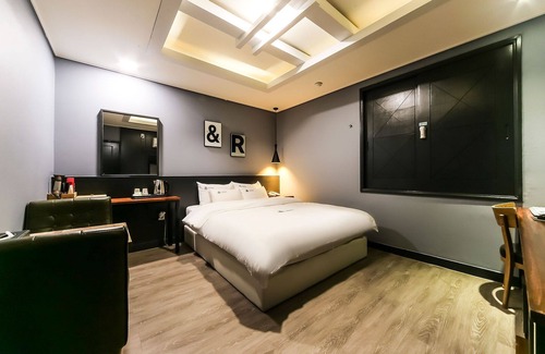 Palyong-dong Hotel | Changwon Palyongdong Vienna