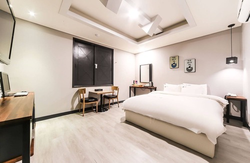 Palyong-dong Hotel | Changwon Palyongdong Vienna