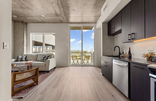 Channel District Apartment | Channelside: Near Everything in Tampa! Ybor | DT