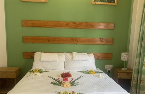 Maafushi Bed & Breakfast | Chao Guesthouse Maafushi - 5 Minutes from Beach