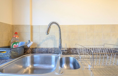 Roundhay House | Chapel Allerton Family Bliss - Near Roundhay Park | Pass the Keys