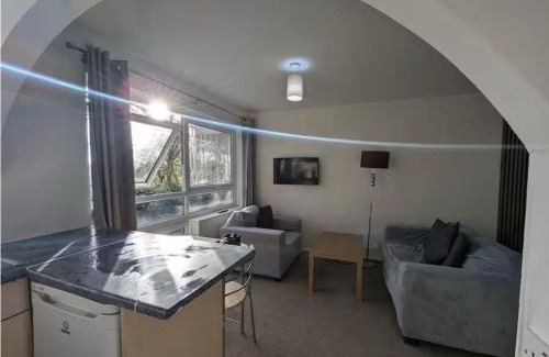 Chapeltown Apartment | Chapel Allerton Hospital - Park View - Peaceful