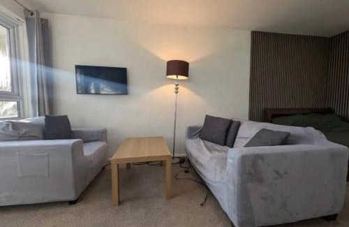 Chapeltown Apartment | Chapel Allerton Hospital - Park View - Peaceful
