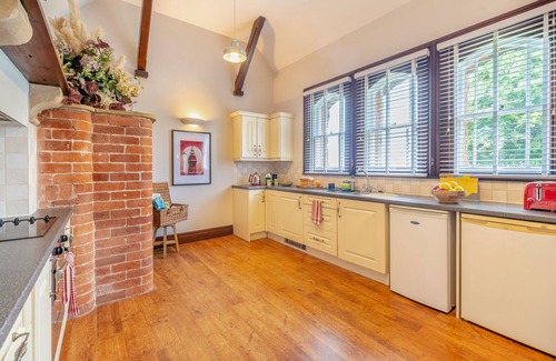 Wesham House | Chapel Cottage at Preese Hall Farm