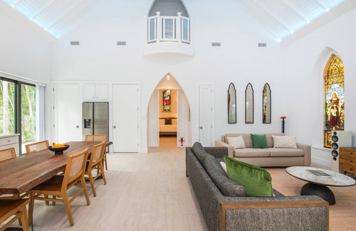 North Side House | Chapel Cottage, where nature and comfort blend seamlessly.