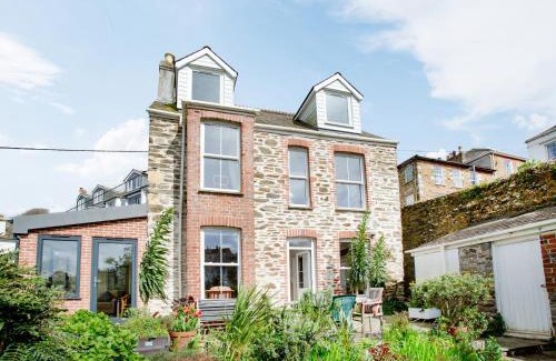 Polruan House | Chapel House