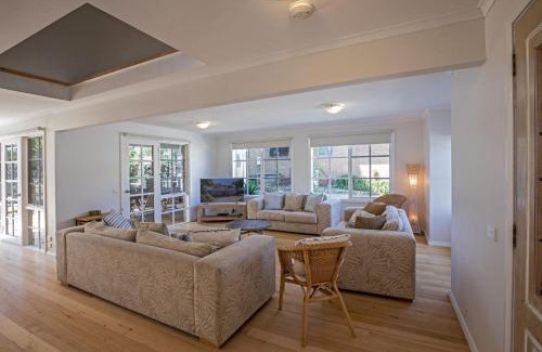 Cowes House | Chapel Island Retreat
