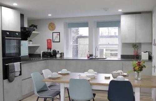 Bath City Centre House | Chapel Lodge Free Parking! Roof Top Garden