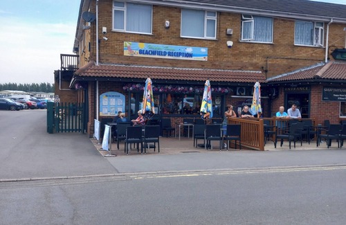Chapel Saint Leonards Ski Chalet | Chapel St leonards Happydays beachfield