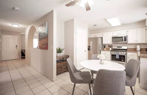 Highland Hills House | Chaps · 35% Off Fall Special -Splendid House W/Pool