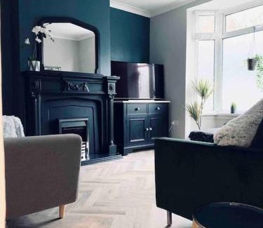 Ashbourne House | Chapter One - Ashbourne