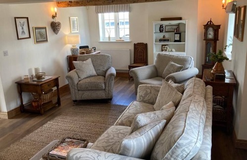 Wollerton Cottage | Character Detached 3-Bed Cottage Audlem Cheshire