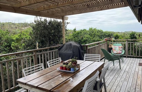 Cape Saint Francis House | Character-Filled Bungalow, Sea and Nature Views