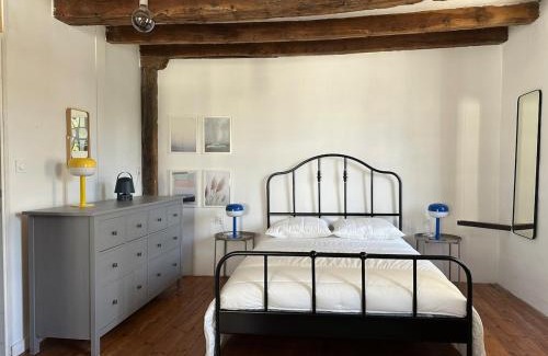 Rochefort-en-Terre House | Character House